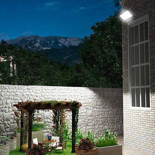GBC ON LED PRO 100 Solar LED Floodlight with Panel and Battery 100W