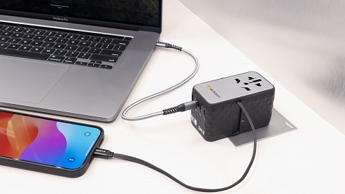 Verbatim Universal Charger Travel Adapter USB-C Retractable Cable 85W CNT-02