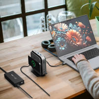 j5create Dock USB-C Dual Display 4K MST MacBookM3 HDMI/RJ45/SD/USB/PD + Wireless Charger JCD3199